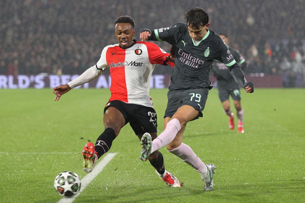 场球迷的氛 场球迷的氛