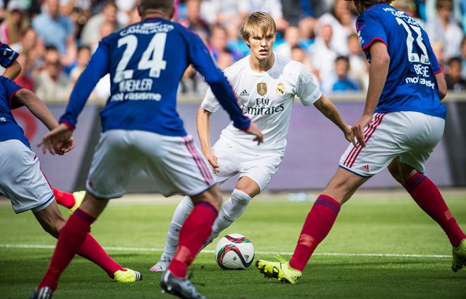 舞进行融合 舞进行融合